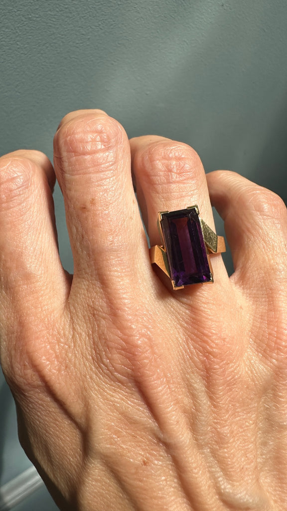 A Baguette Cut Amethyst Ring - Ancient & W